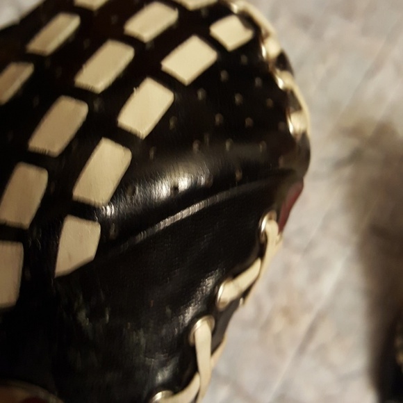 The LOOK  heels size 9 - Picture 8 of 8